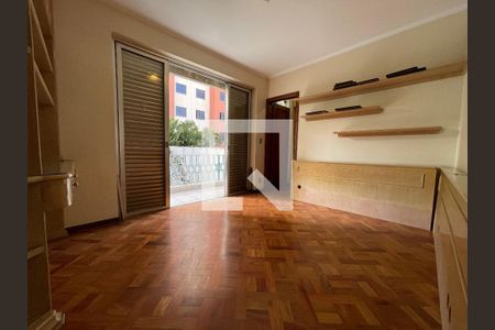 Casa à venda com 400m², 4 quartos e 4 vagassuíte 3