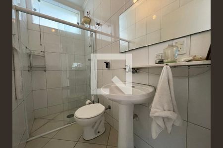 Casa à venda com 400m², 4 quartos e 4 vagasBanheiro Social