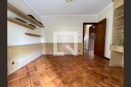 Casa à venda com 400m², 4 quartos e 4 vagassuíte 3