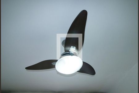 Apartamento à venda com 84m², 2 quartos e 1 vagaSala - Detalhe