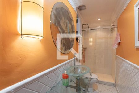 Apartamento à venda com 240m², 3 quartos e 2 vagasBanheiro Cobertura