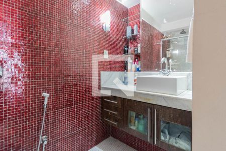 Apartamento à venda com 240m², 3 quartos e 2 vagasBanheiro Suíte