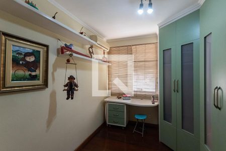 Apartamento à venda com 240m², 3 quartos e 2 vagasQuarto 2