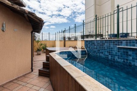 Apartamento à venda com 240m², 3 quartos e 2 vagasCobertura (área externa)