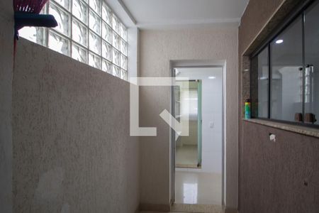 Casa à venda com 340m², 5 quartos e 6 vagas Casa à venda com 340m², 5 quartos e 6 vagasÁrea Externa
