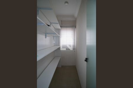 Casa à venda com 340m², 5 quartos e 6 vagas Casa à venda com 340m², 5 quartos e 6 vagasDespensa