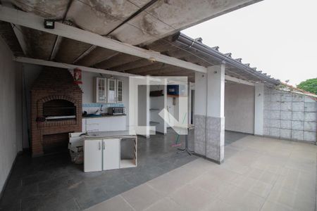 Casa à venda com 340m², 5 quartos e 6 vagas Casa à venda com 340m², 5 quartos e 6 vagasÁrea de Serviço com Churrasqueira