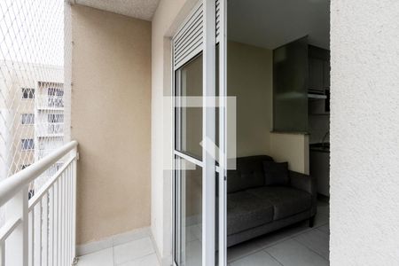 Apartamento para alugar com 34m², 2 quartos e sem vagaSacada
