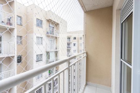 Apartamento para alugar com 34m², 2 quartos e sem vagaSacada