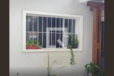 Casa à venda com 90m², 2 quartos e 2 vagasFoto 01