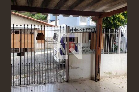 Casa à venda com 90m², 2 quartos e 2 vagasFoto 01