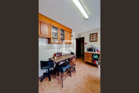 Casa para alugar com 200m², 5 quartos e 2 vagasCozinha