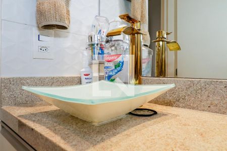 Apartamento à venda com 47m², 2 quartos e 1 vaga Apartamento à venda com 47m², 2 quartos e 1 vagaBanheiro