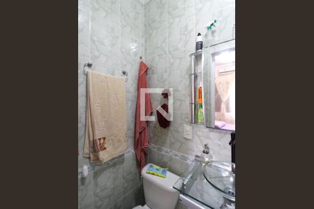 Casa de condomínio à venda com 78m², 2 quartos e 1 vagaBanheiro da Suíte 2