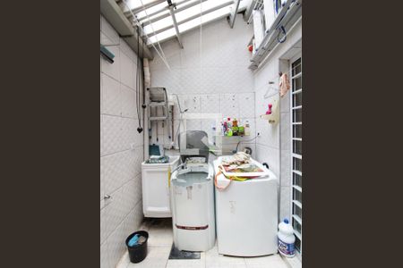 Casa de condomínio à venda com 78m², 2 quartos e 1 vagaÁrea de Serviço