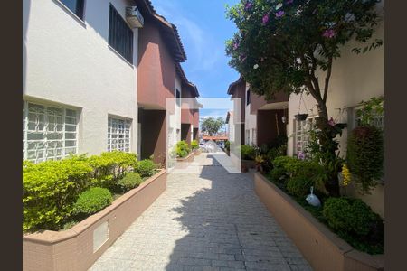 Casa de condomínio à venda com 78m², 2 quartos e 1 vaga Casa de condomínio à venda com 78m², 2 quartos e 1 vagaÁrea comum