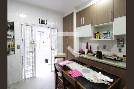 Casa de condomínio à venda com 78m², 2 quartos e 1 vagaCozinha