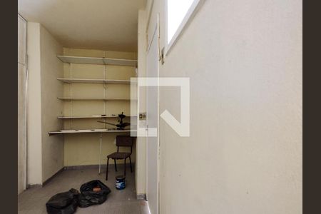 Casa à venda com 150m², 2 quartos e 1 vaga Casa à venda com 150m², 2 quartos e 1 vagaQuarto de Serviço