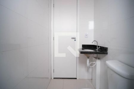 Apartamento à venda com 49m², 2 quartos e sem vaga Apartamento à venda com 49m², 2 quartos e sem vagaBanheiro