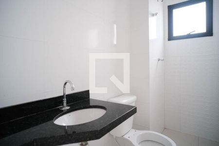Apartamento à venda com 49m², 2 quartos e sem vaga Apartamento à venda com 49m², 2 quartos e sem vagaBanheiro