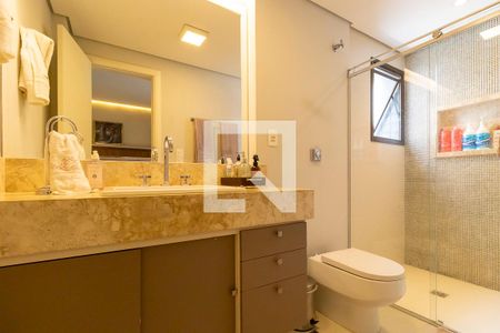 Apartamento à venda com 145m², 3 quartos e 3 vagas Apartamento à venda com 145m², 3 quartos e 3 vagasBanheiro da suíte 1