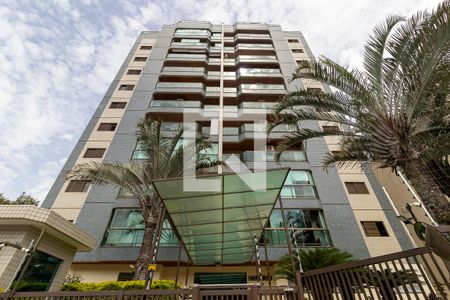 Apartamento à venda com 145m², 3 quartos e 3 vagas Apartamento à venda com 145m², 3 quartos e 3 vagasFachada
