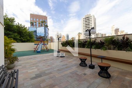 Apartamento à venda com 145m², 3 quartos e 3 vagas Apartamento à venda com 145m², 3 quartos e 3 vagasÁrea comum - Playground