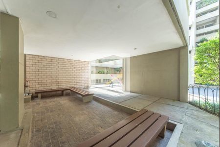 Apartamento à venda com 67m², 2 quartos e 1 vaga Apartamento à venda com 67m², 2 quartos e 1 vagaÁrea Comum