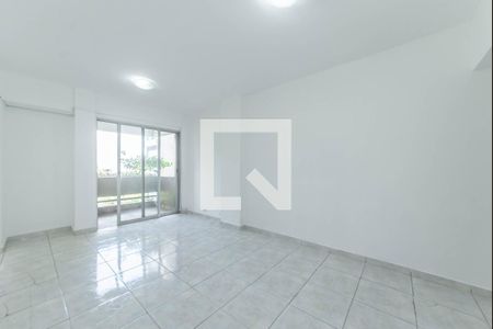 Apartamento à venda com 67m², 2 quartos e 1 vaga Apartamento à venda com 67m², 2 quartos e 1 vagaSala