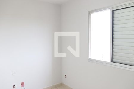 Apartamento para alugar com 76m², 3 quartos e 2 vagasQuarto 2