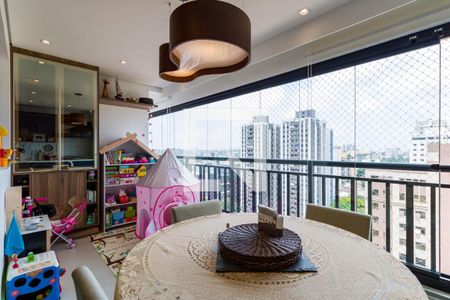 Sala/sacada de apartamento à venda com 3 quartos, 100m² em Vila Progredior, São Paulo