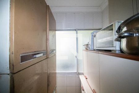 Apartamento para alugar com 75m², 2 quartos e sem vagaCozinha e Área de Serviço