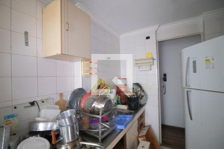 Apartamento para alugar com 75m², 2 quartos e sem vagaCozinha e Área de Serviço