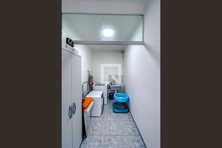 Casa à venda com 240m², 3 quartos e 4 vagasÁrea de Serviço