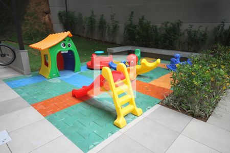 Apartamento à venda com 47m², 2 quartos e sem vagaÁrea comum