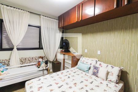 Apartamento à venda com 150m², 4 quartos e 3 vagas Apartamento à venda com 150m², 4 quartos e 3 vagasQuarto 2