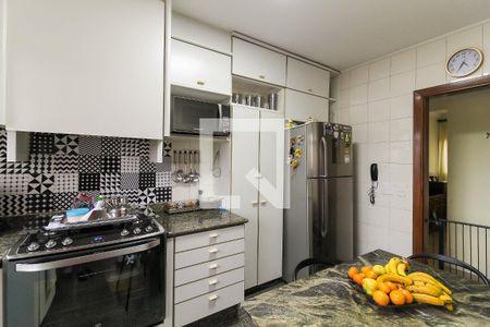 Apartamento à venda com 150m², 4 quartos e 3 vagas Apartamento à venda com 150m², 4 quartos e 3 vagasCozinha/Área De Serviço