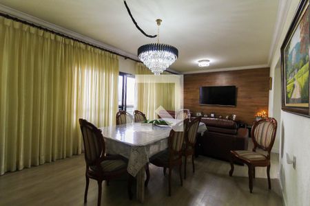 Apartamento à venda com 150m², 4 quartos e 3 vagas Apartamento à venda com 150m², 4 quartos e 3 vagasSala