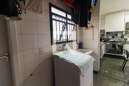 Apartamento à venda com 150m², 4 quartos e 3 vagas Apartamento à venda com 150m², 4 quartos e 3 vagasCozinha/Área De Serviço