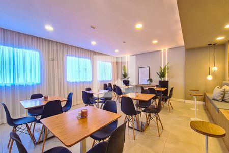 Apartamento para alugar com 33m², 1 quarto e sem vagaÁrea comum - Salão de festas