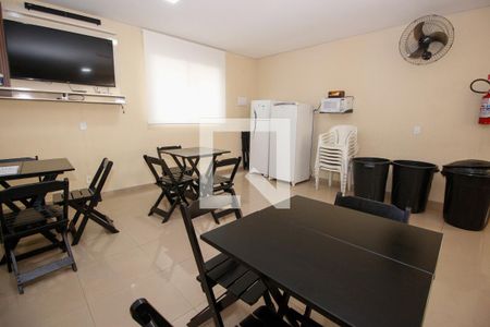 Apartamento para alugar com 45m², 2 quartos e 1 vagaÁrea comum - Salão de festas