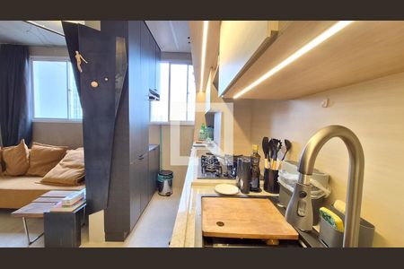 Apartamento à venda com 42m², 2 quartos e sem vaga Apartamento à venda com 42m², 2 quartos e sem vagaCozinha e Área de Serviço