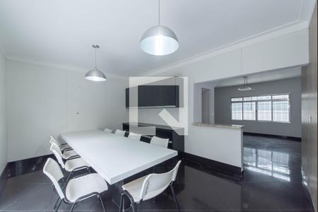 Casa à venda com 250m², 4 quartos e 3 vagasCozinha