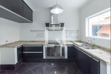 Casa à venda com 250m², 4 quartos e 3 vagasCozinha