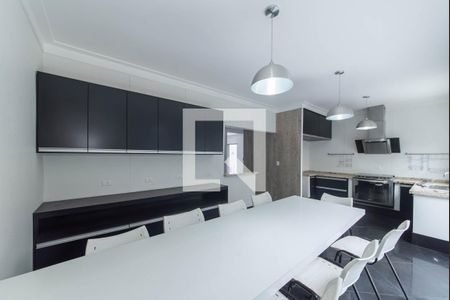Casa à venda com 250m², 4 quartos e 3 vagasCozinha