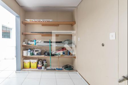Casa à venda com 250m², 4 quartos e 3 vagasLavanderia