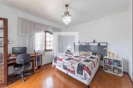 Casa à venda com 208m², 4 quartos e 3 vagasSuíte