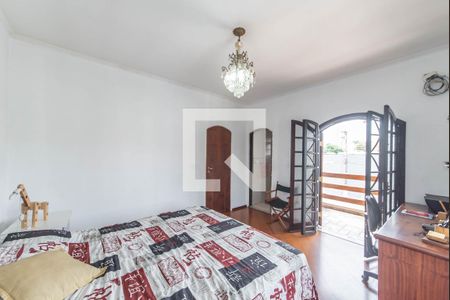 Casa à venda com 208m², 4 quartos e 3 vagasSuíte