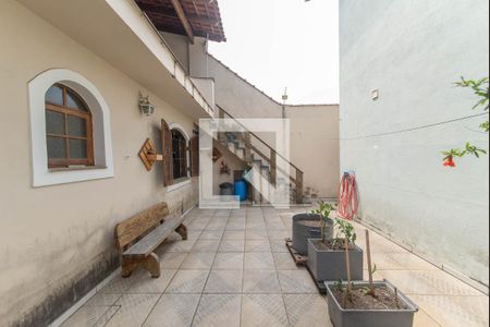 Casa à venda com 208m², 4 quartos e 3 vagasQuintal