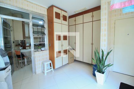 Apartamento à venda com 125m², 3 quartos e 1 vagaÁrea de Serviço